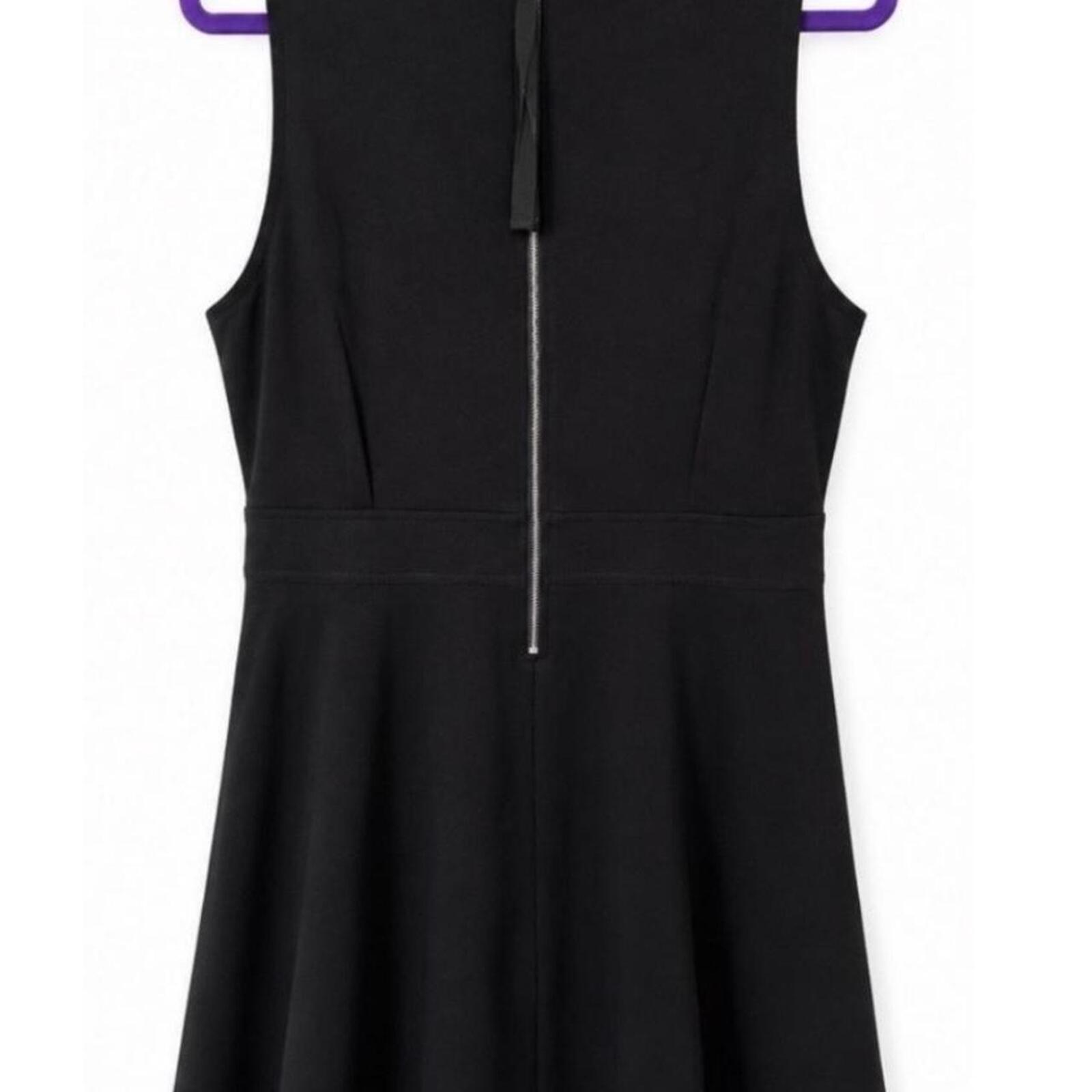 Gap Women's Black Dress With Zipper Detail Down the Back, SIze 16 NWOT