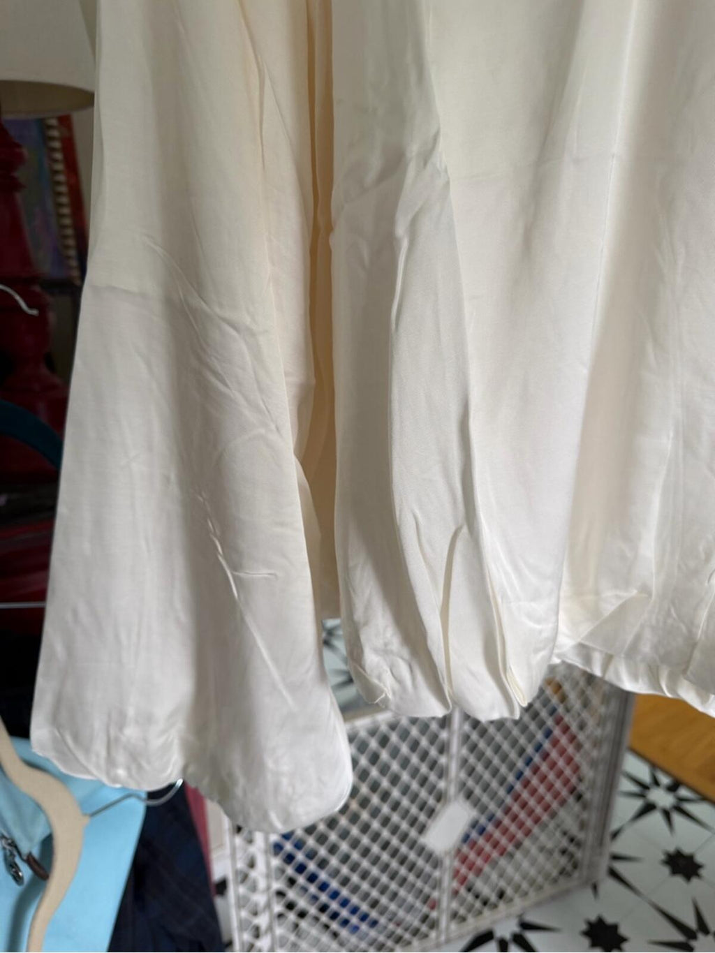 Madewell Cream Satin Like Balloon-Hem Long Sleeve Blouse NWT