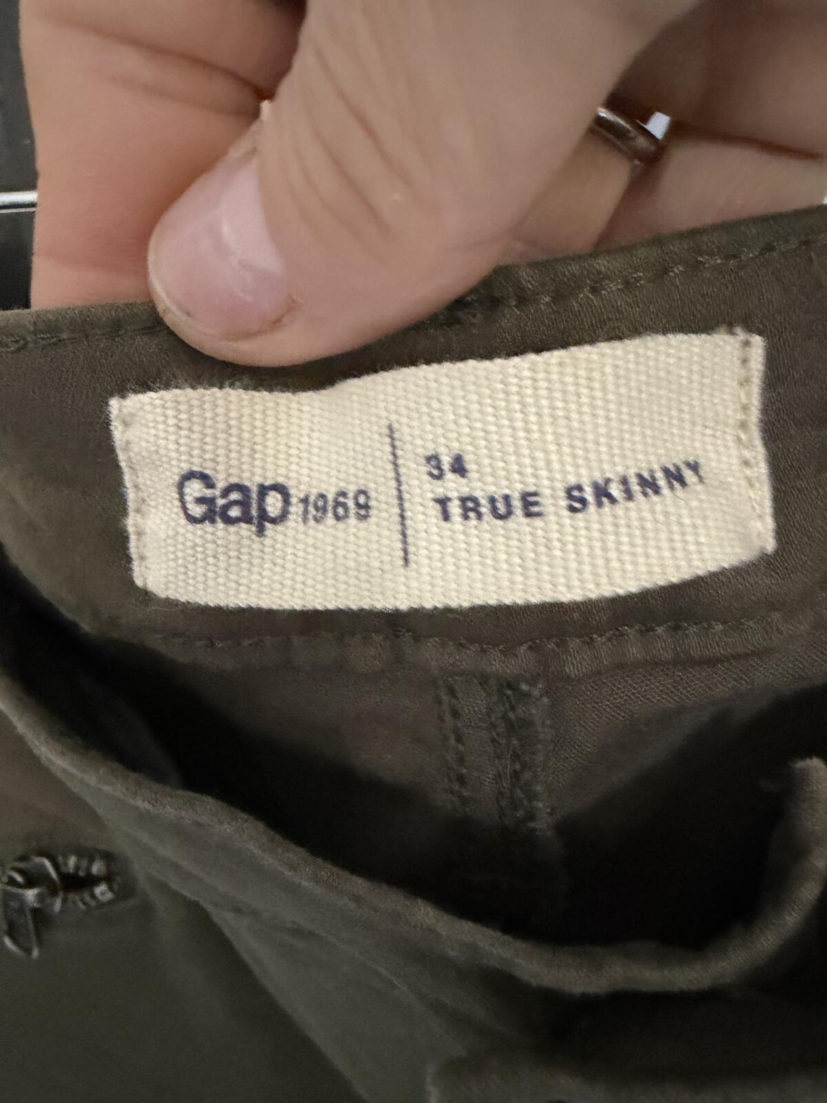 Gap Women's Skinny Ankle Pants w/Zipper Accents