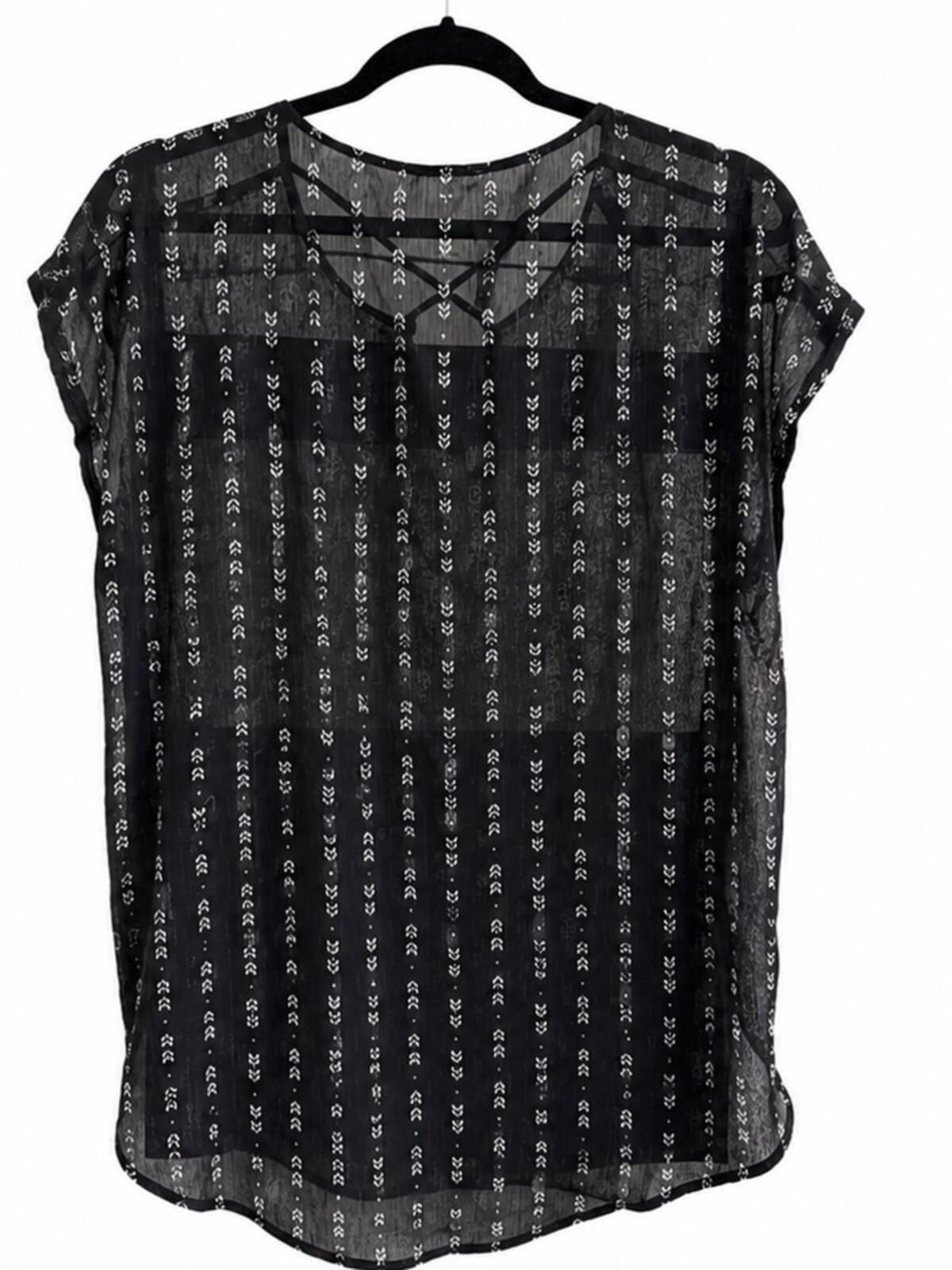 Maurices Sheer Crisscross Neck Short-Sleeve Blouse with White Arrow Print Size 1
