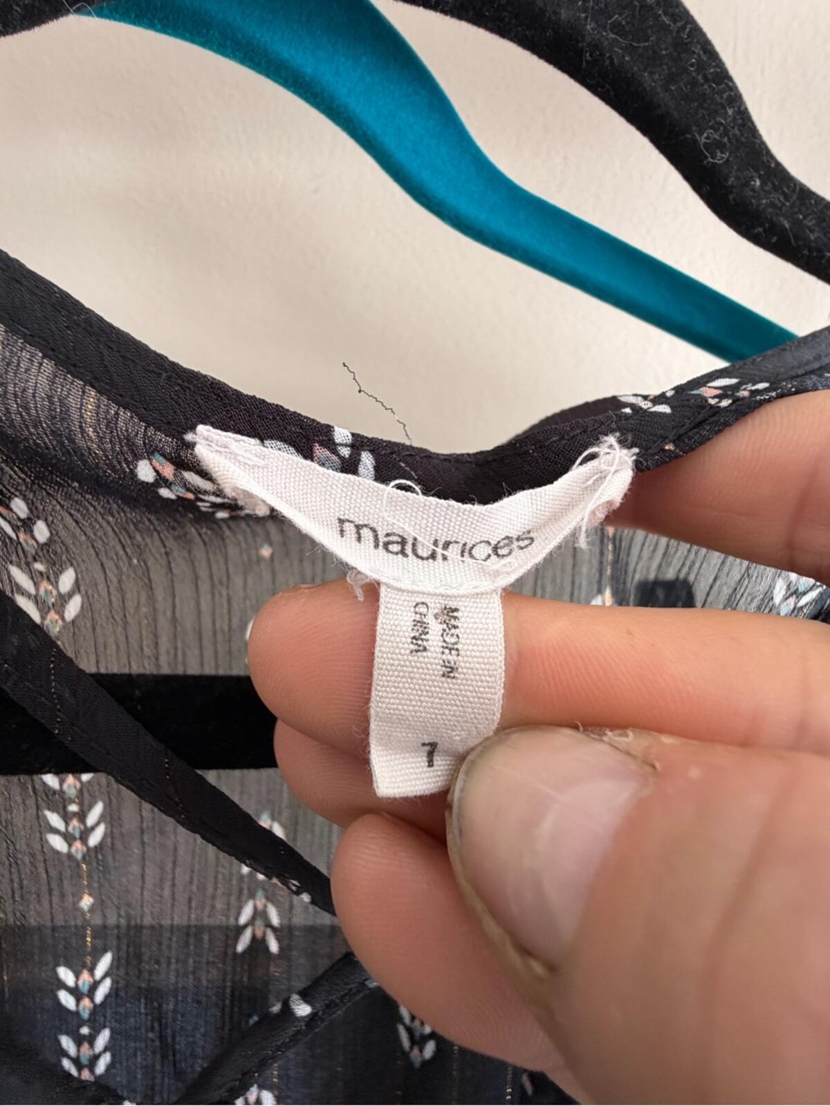 Maurices Sheer Crisscross Neck Short-Sleeve Blouse with White Arrow Print Size 1